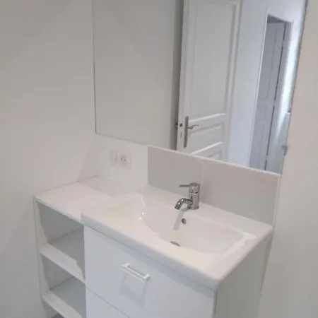 Proche Cathedrale Apartment *