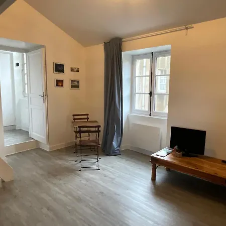 Proche Cathédrale *